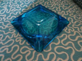 Vintage Mid Century Retro Turquoise Teal Blue Square Glass Ashtray 4