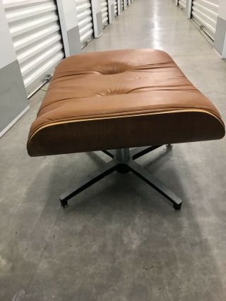 1970s Eames Lounge Chair Made In California carmel color (in Rohnert Park,  Ca. ) 11