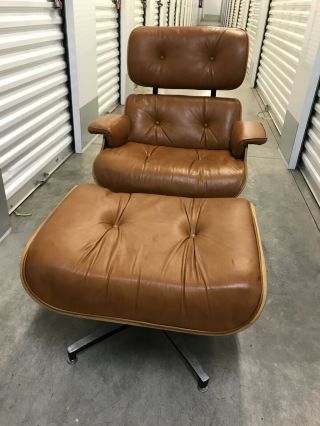 1970s Eames Lounge Chair Made In California carmel color (in Rohnert Park,  Ca. ) 2