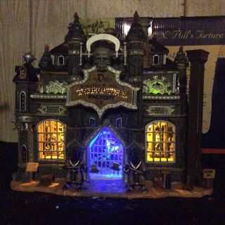 Lemax Spooky Town Dr Stretch & Pull Torture Halloween Village Retired