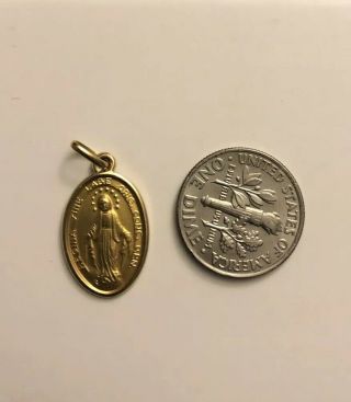 14K ITALY YELLOW GOLD VERY SMALL OVAL MIRACULOUS VIRGIN MARY MEDAL PENDANT 3