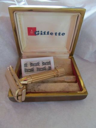 Vintage Gillette Diplomat Gold Z3 1954 With Blades Case