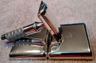 FABULOUS CASED REYNA TAXCO SOLID STERLING SILVER DE SAFETY RAZOR 11