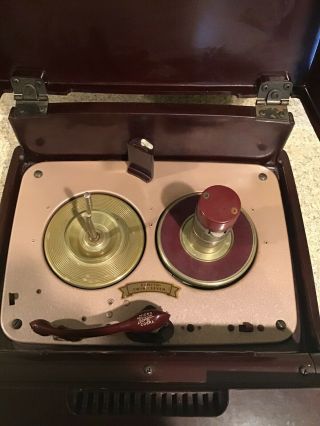 1949 ZENITH TWIN SEVEN RADIO RECORD PLAYER 33 and 45 TURN TABLES MODEL 6G01 4