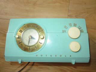 Vintage 1950s Mid Century Modern Turquoise Motorola Tube Clock Radio
