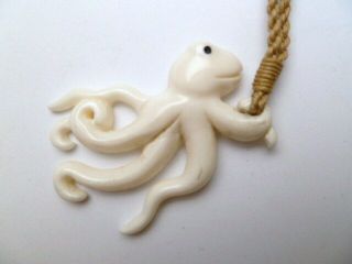 Hawaii Jewelry Octopus Buffalo Bone Carved Pendant Necklace/choker 35440