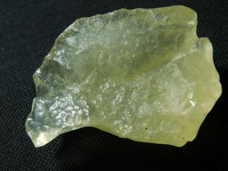 A Big Semi Translucent 100 Natural Libyan Desert Glass From Egypt 47.  1gr e 5