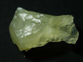 A Big Semi Translucent 100 Natural Libyan Desert Glass From Egypt 47.  1gr e 8