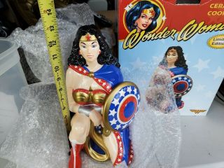 Wonder Woman Cookie Jar Limited Edition - Vandor 142/2400 Dc Comics