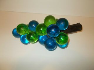 Vintage 1960 ' s Mid Century Blue & Green Lucite Grape Cluster Driftwood 12 