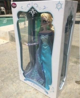 Disney Store Snow Queen Elsa Limited Edition 2500 Heirloom Doll 1st Release Nib