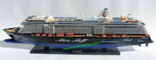 Mein Schiff 5 Tui Cruises Ship Model 39 " Scale 1:300 - Handcrafted Wooden News