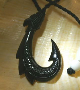 30mm Carved Hawaiian Black Water Buffalo Bone Makau Shark Fish Hook Necklace 5