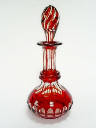 Lovely Antique Bohemian/czech Ruby Cased Cut To Clear Glass Perfume/scent Bottle