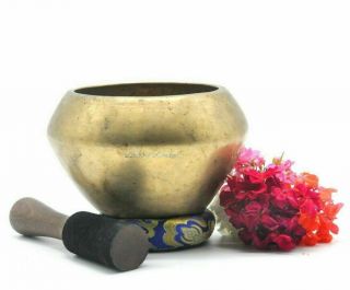 6.  5 Inches Diameter Rare Singing Bowl - Antique Singing Bowl - Himalayan Bowl