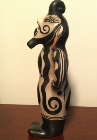 Virgil Ortiz Pottery Figure M: 10.  5” T5.  5”W (old Style Mono) 8
