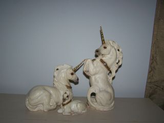 Windstone Editions White Unicorn By Pena Set Of 3 Father Mother And Baby
