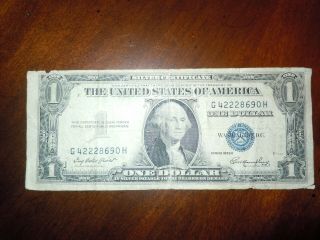 The United States $1 Silver Certificate 1935e Series