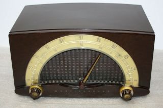 Collectible Rare 1952 Westinghouse Bakelite Tube Radio Model 389t7.