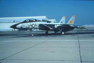 Kodak Aircraft Slide,  F - 14a 161619 Nk - 210 Vf - 21 In March - 1984