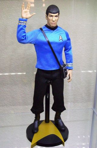 Star Trek The Series: Spock 1/6 Scale Figure By Quantum Mechanix