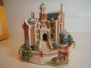 Walt Disney World Haunted Mansion Lilliput Lane Le Miniature Figurine