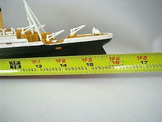 R.  M.  S Titanic Break Away Toy Boat Submersible Model 16 Inches Long 11