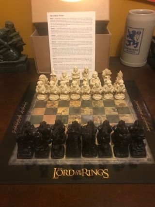 1988 Tolkien Lord Of The Rings Chess Set Lotr - Made In England
