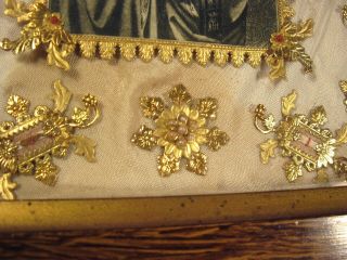 OLD ORNATE FRENCH FRAME RELIQUARY WITH 8 HOLY RELICS. 7