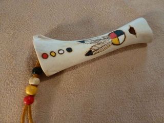 Native American Style Bone Whistle 4 Direction " Mitakuye Oyasin " 256m