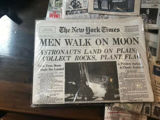 York Times July 21 1969 " Men Walk On The Moon " Newspaper Bag Pristine