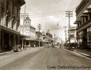 Streetcar On King Street,  Honolulu,  Hawaii - C1910 - Historic Photo Print