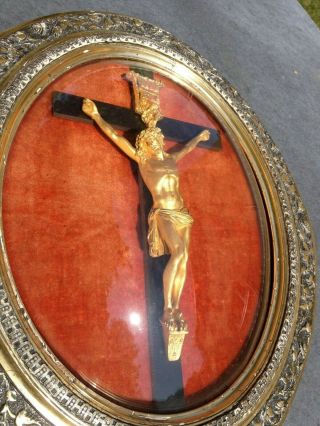 Huge Church Antique Victorian Oval Framed Convex Dome Glass Crucifix Jesus Wall