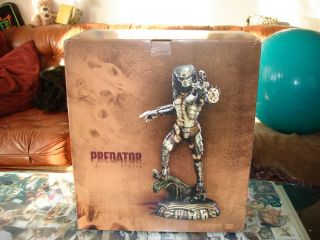 Sideshow Exclusive Predator