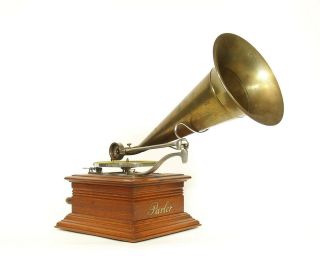1901 Zon - O - Phone Parlor Phonograph W/orig.  All - Brass Horn