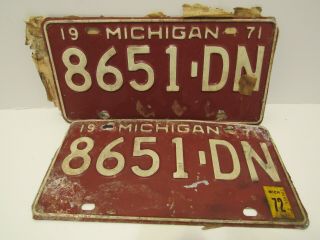 1971 1972 Michigan License Plate 8651 - Dn