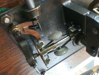 Columbia Disc Gramophone,  talking machine,  phonograph,  [Victor,  Edison] 2