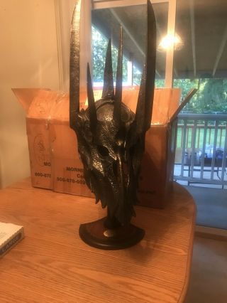 Helm Of Sauron - Wearable - United Cutlery Limited Edition