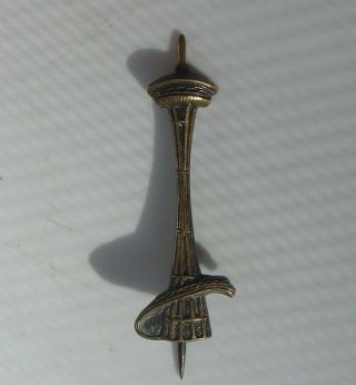 Vintage Seattle Space Needle Souvenir Pin Washington Wa Hat Pin