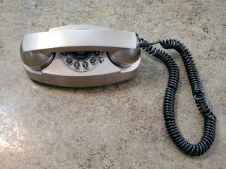 Crosley Model Cr - 59 Landline Telephone Princess Phone Brushed Chrome 2003