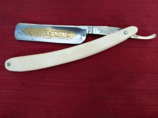 Le Grelot Royal Canada Straight Razor Coupe Chou,  Great Conditions.