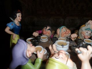 WDCC Snow White and the Seven Dwarfs: Soup’s On 1210013 & BONUS VHS TAPE SET 5