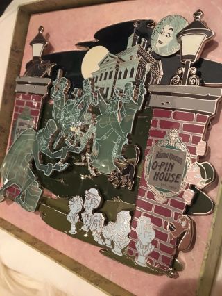 DLR - LIMITED EDITION of 100 Haunted Mansion O ' Pin House - Jumbo Pin - 3