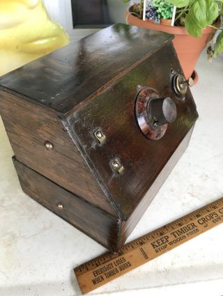Antique Handmade Radio,  Circa 1930’s? Cigar Box Wood Frame,  Bakelite Dial 3