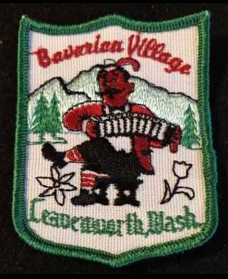 Leavenworth Bavarian Village Vintage Patch Washington Travel Souvenir Lapel
