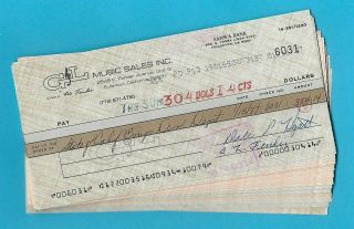(25) Leo Fender 1984 - 88 Autographed Signed G&l Payroll & Business Checks Group 1