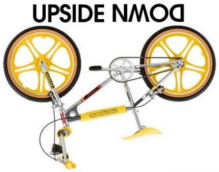 Mongoose Stranger Things Special Edition 20 " Yellow And Silver Bmx Bike