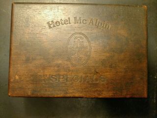 Rare Wooden Hotel Mcalpin Specials Cigar Box - Jersey W/ Clasp