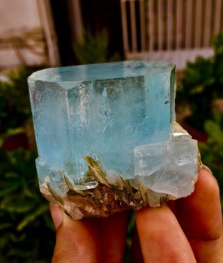 WoW 1235 C.  T Top Class Damage Terminated Blue Color Aquamarine Crystal 4
