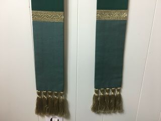 GREEN & GOLD VESTMENT WITH STOLE,  HOLY ROOD GUILD 6